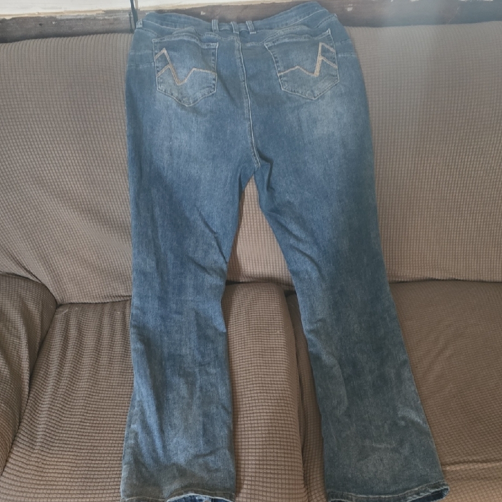Classic Blue Boot Cut Women's Jeans - Picture 4 of 6